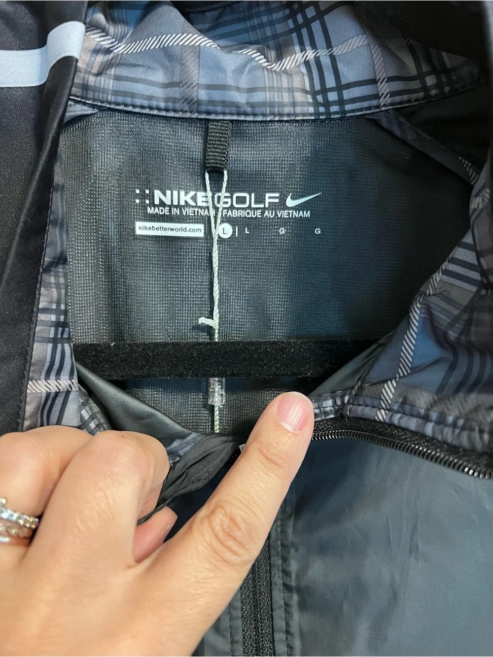 Nike windbreaker black